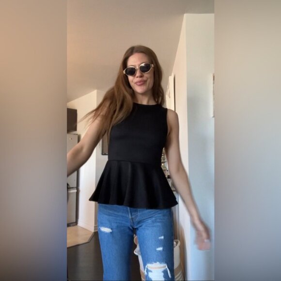 Peplum black sleeveless top - Picture 3 of 8